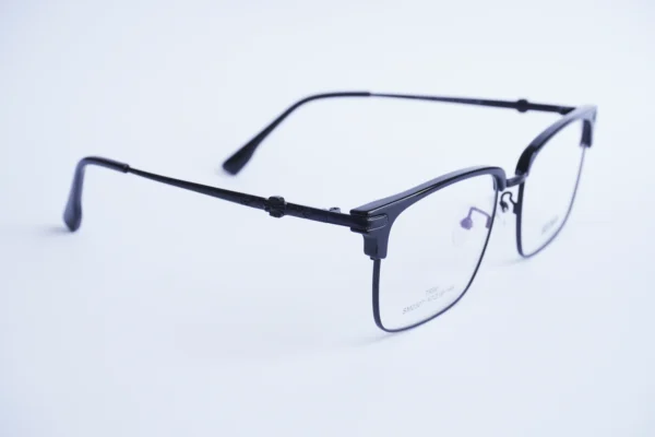 Monarch Black